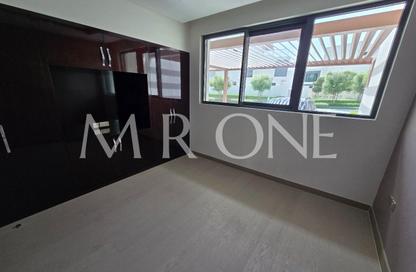 Townhouse - 4 - 5 for sale in Silver Springs 3 - Silver Springs - Damac Hills - Dubai Townhouse - 4 - 5 for sale in Silver Springs 3 - Silver Springs - Damac Hills - Dubai