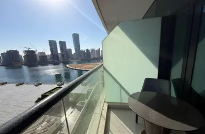Apartment - Studio - 1 Bathroom for rent in Bay's Edge - Business Bay - Dubai