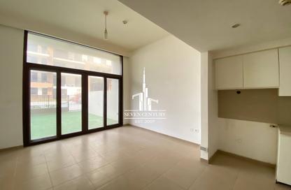 Apartment - 1 - 2 for sale in Jenna Main Square 2 - Jenna Main Square - Town Square - Dubai