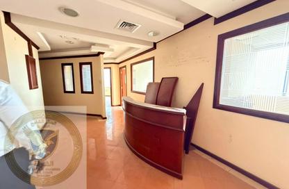 Apartment - 7+ Bedrooms - 2 Bathrooms for rent in Al Majaz 1 - Al Majaz - Sharjah