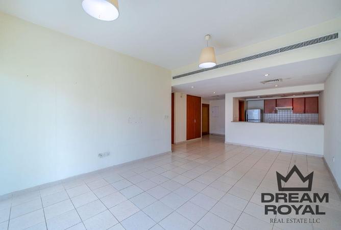 82383062 - Property Image 2