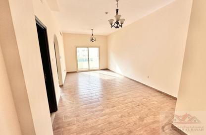 Apartment - 1 Bedroom - 2 Bathrooms for rent in Muwaileh 29 Building - Muwaileh - Sharjah