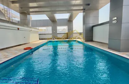 Apartment - 1 Bedroom - 2 Bathrooms for rent in Jumeirah Garden City - Al Satwa - Dubai