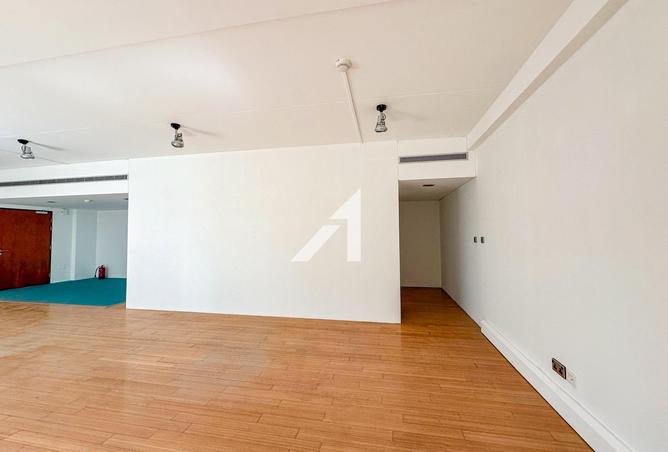 75796425 - Property Image 3