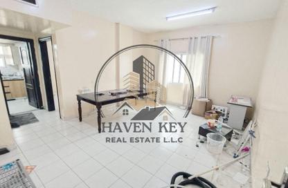 Apartment - 1 - 1 for rent in Fire Station Road - Muwaileh - Sharjah Apartment - 1 - 1 for rent in Fire Station Road - Muwaileh - Sharjah