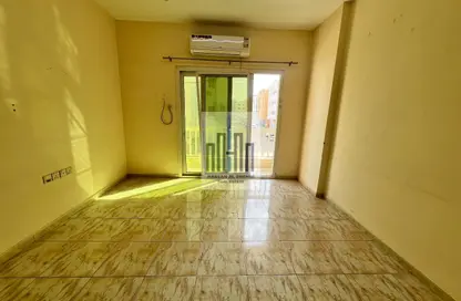 شقة - غرفة نوم - 1 حمام للايجار في طريق فاير ستاشن - مويلح - الشارقة