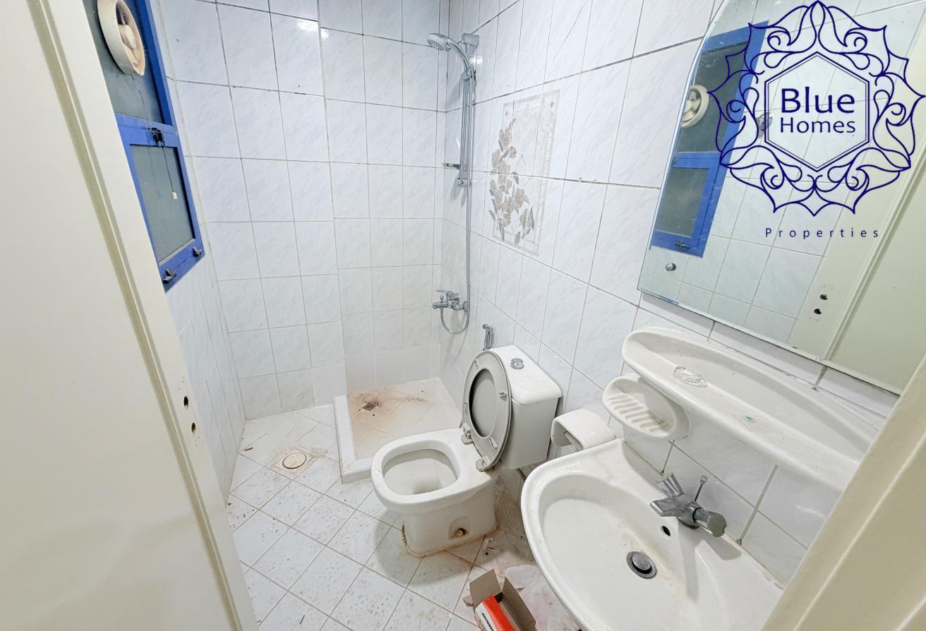 Near burjuman metro Luxury 2BHK with Maidroom photo 11