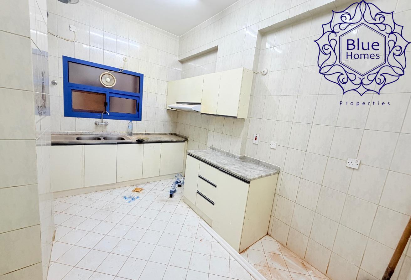 Near burjuman metro Luxury 2BHK with Maidroom photo 7