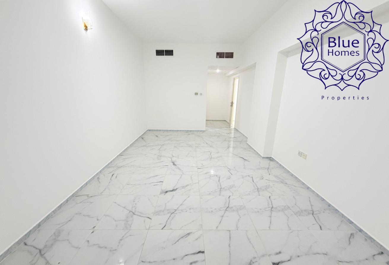 Near burjuman metro Luxury 2BHK with Maidroom photo 3