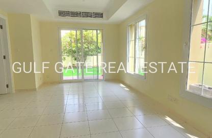 Villa - 2 Bedrooms - 3 Bathrooms for rent in Springs 15 - The Springs - Dubai