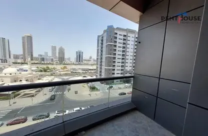 Apartment - 1 Bedroom - 2 Bathrooms for rent in Hamza Tower - Dubai Sports City - Dubai