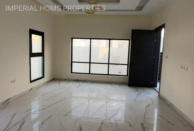 97400609 - Property Image 2
