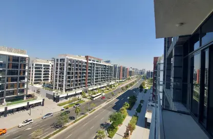 Apartment - 2 Bedrooms - 2 Bathrooms for sale in Azizi Riviera 13 - Azizi Riviera - Meydan One - Meydan - Dubai