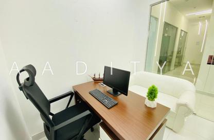 Office Space - Studio - 1 Bathroom for rent in Red Avenue - Al Garhoud - Dubai