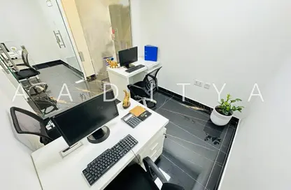 مكتب - غرفة نوم - 1 حمام للايجار في مبنى هوريزون - بورسعيد - ديرة - دبي