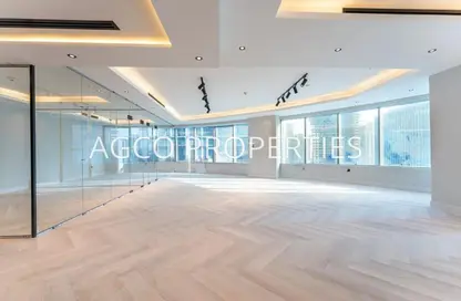 Office Space - Studio for rent in Crystal Tower - Business Bay - Dubai