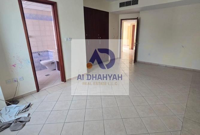 80251143 - Property Image 3