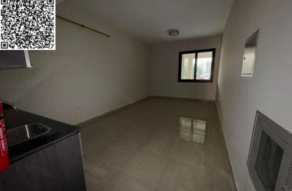 Apartment - Studio - 1 Bathroom for rent in Al Mowaihat 3 - Al Mowaihat - Ajman