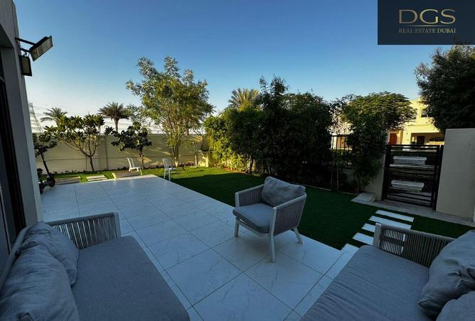 70268893 - Property Image 2