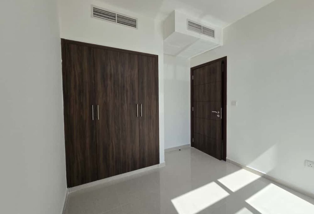 3 bedroom villa in Avencia, Damac Hills 2: 14
