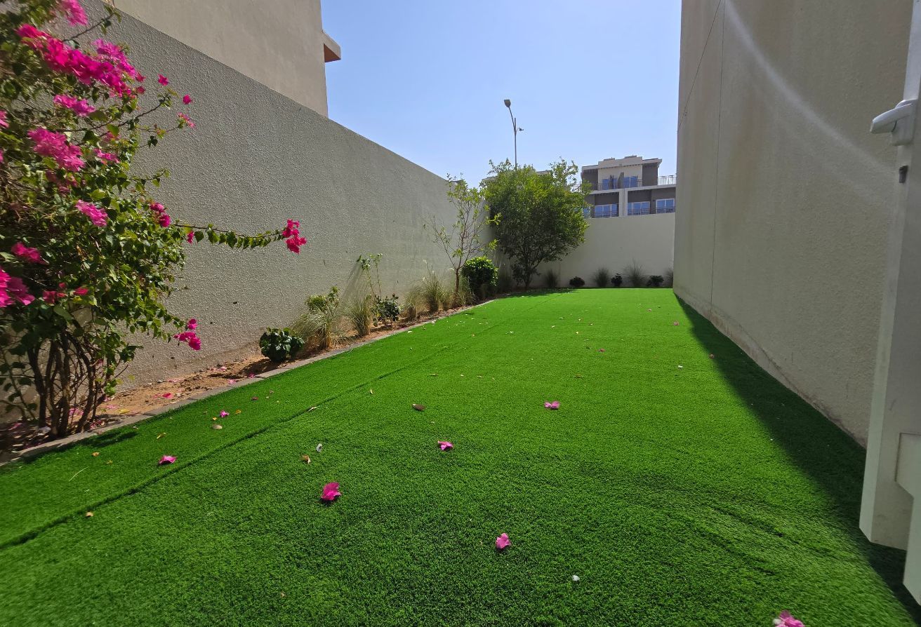3 bedroom villa in Avencia, Damac Hills 2: 29