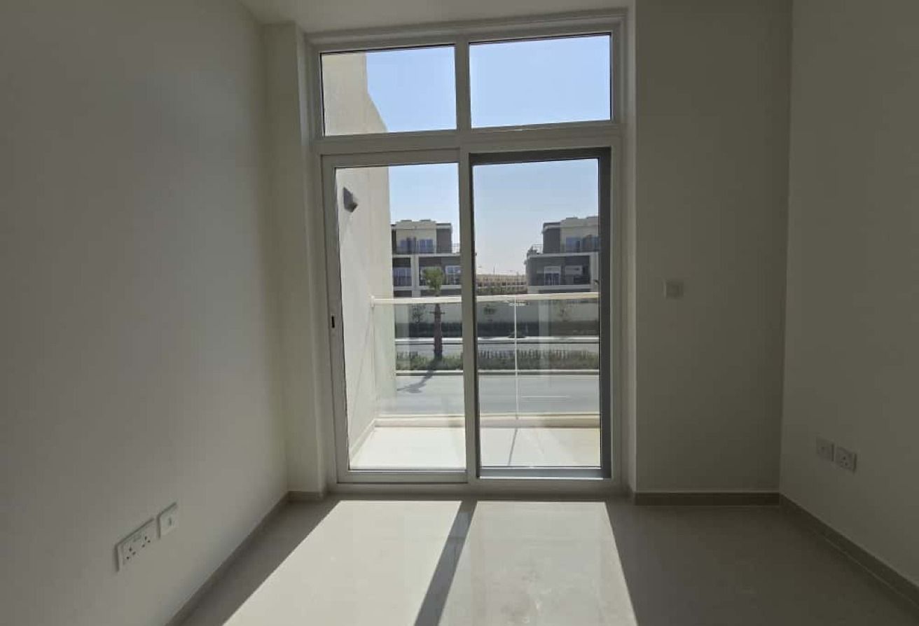 3 bedroom villa in Avencia, Damac Hills 2: 11
