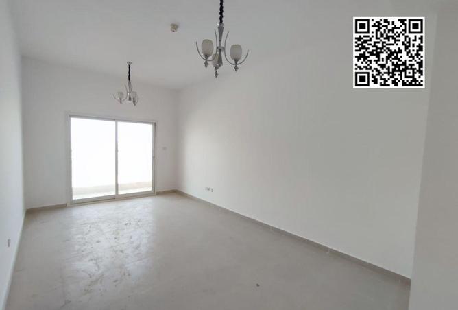 98698568 - Property Image 3