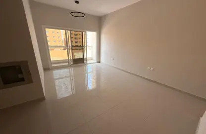Apartment - 1 Bedroom - 2 Bathrooms for rent in Al Jurf 3 - Al Jurf - Ajman Downtown - Ajman