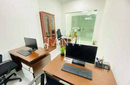 Office Space - Studio - 1 Bathroom for rent in Red Avenue - Al Garhoud - Dubai