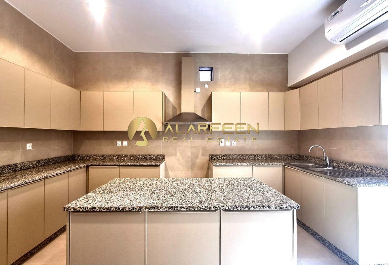 Luxury Villa l Spacious Layout l Vacant photo 5