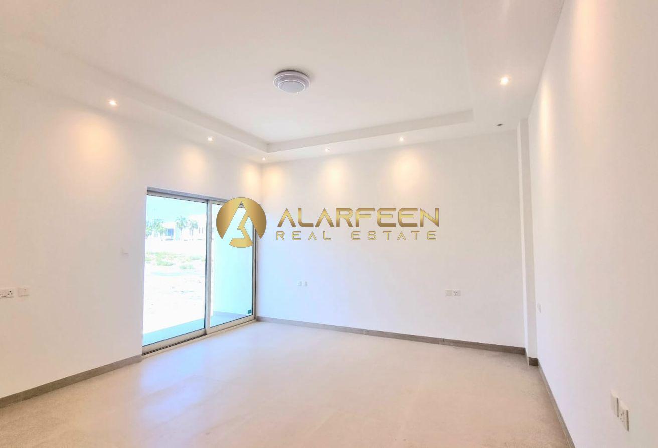 Luxury Villa l Spacious Layout l Vacant photo 9