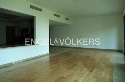 Apartment - 2 Bedrooms - 3 Bathrooms for sale in Dream Palm Residence - The Crescent - Palm Jumeirah - Dubai