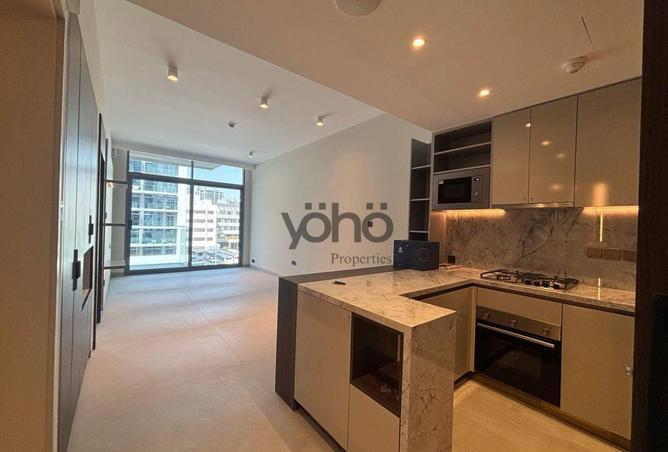 READY TO MOVE l BRAND NEW l PRIME VIEW