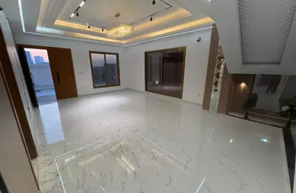 فيلا - 4 غرف نوم - 6 حمامات للايجار في الحليو 2 - الحليو - عجمان