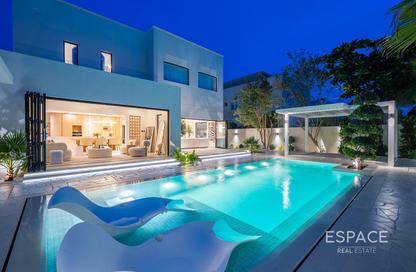 Villa - 4 Bedrooms - 4 Bathrooms for sale in Meadows 9 - Meadows - Dubai
