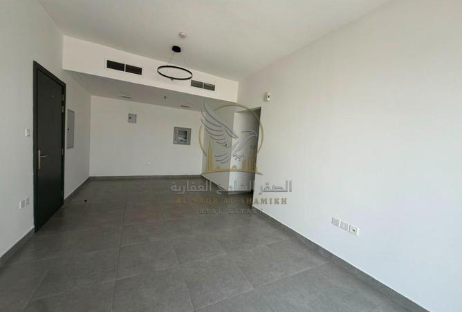 135648339 - Property Image 2