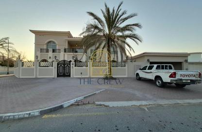 Villa - 5 - 6 for rent in Al Mizhar 2 - Al Mizhar - Dubai