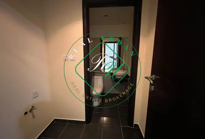 146423000 - Property Image 3