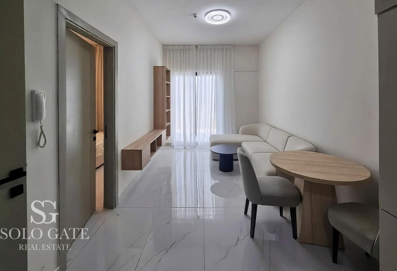 Fully Furnished | Community View | Ready To Move