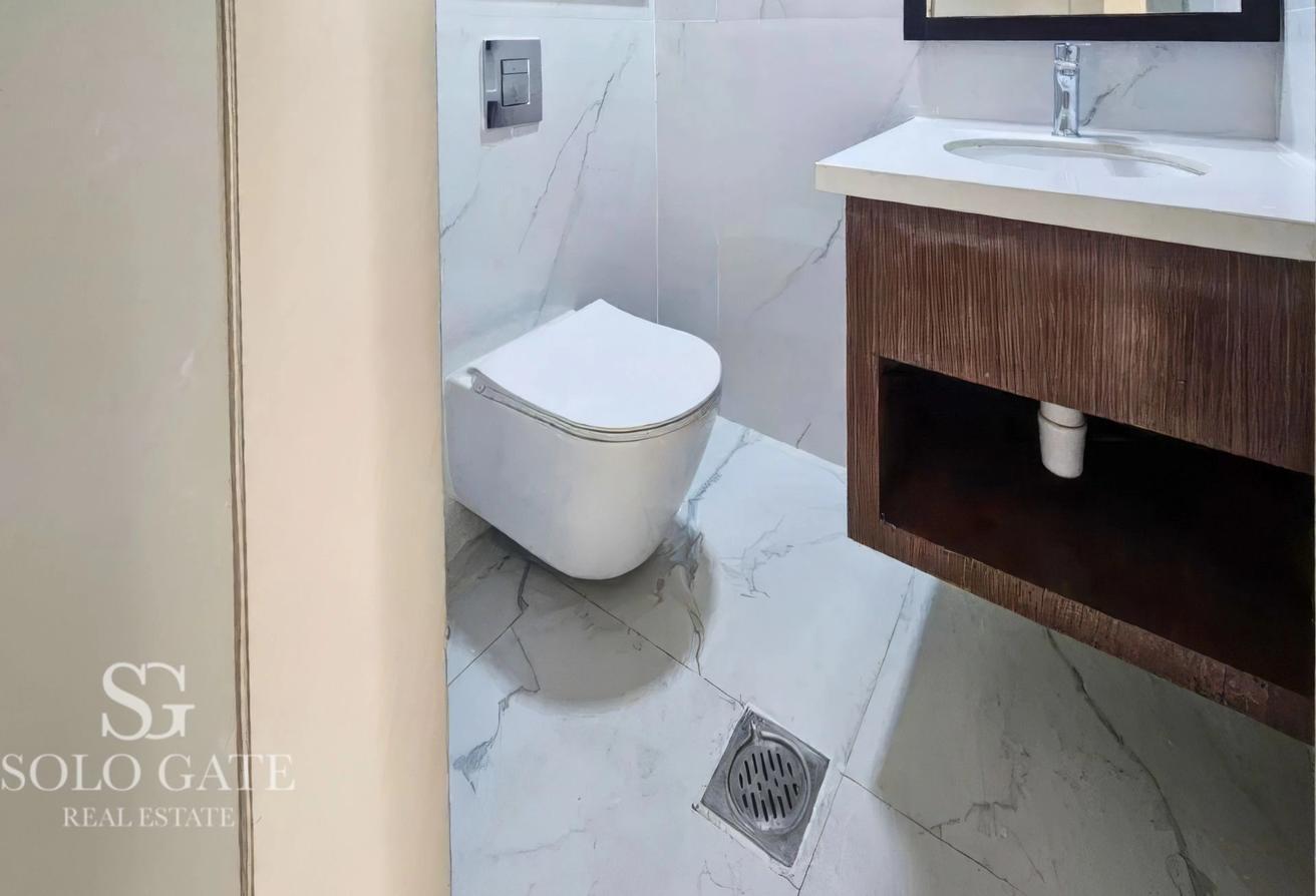 Fully Furnished | Community View | Ready To Move photo 7