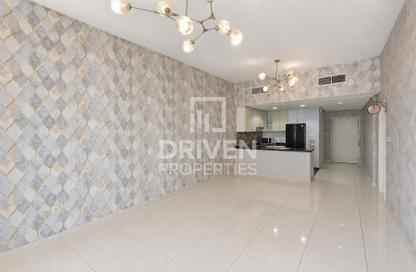 Apartment - 1 - 2 for rent in Golf Panorama B - Golf Panorama - Golf Town - Damac Hills - Dubai Apartment - 1 - 2 for rent in Golf Panorama B - Golf Panorama - Golf Town - Damac Hills - Dubai