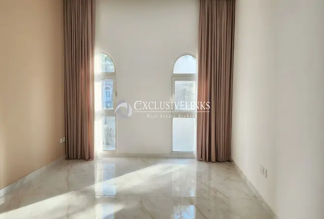 165026326 - Property Image 3