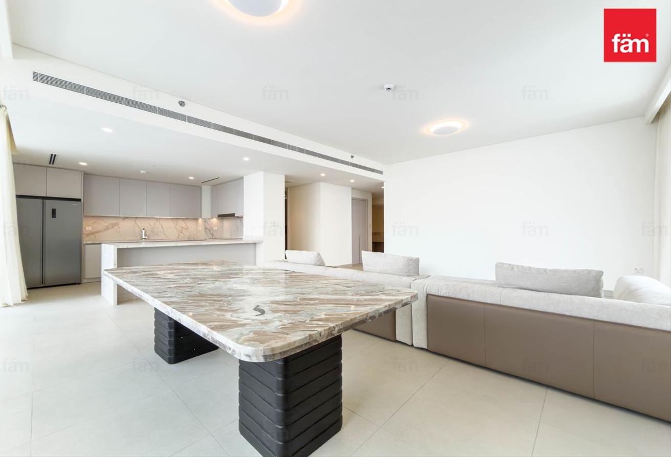 BEACH MANSION T1 | FULL MARINA VIEW photo 13