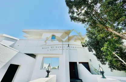 Villa - 4 Bedrooms - 4 Bathrooms for rent in The Falcon Villas - Al Garhoud - Dubai Villa - 4 Bedrooms - 4 Bathrooms for rent in The Falcon Villas - Al Garhoud - Dubai
