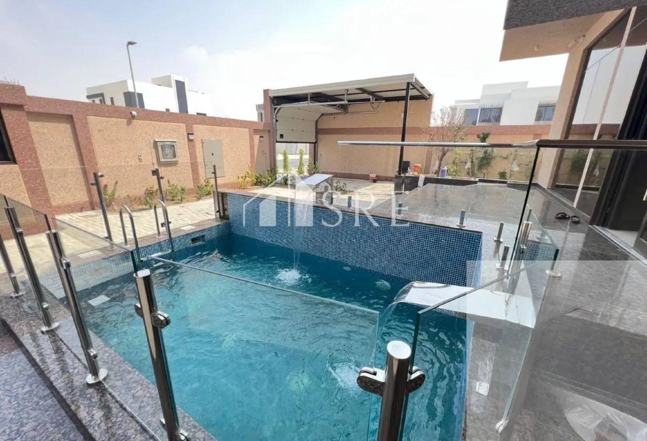 Luxury 6BR Villa | Private Pool | Nad Al Sheba 1 photo 12