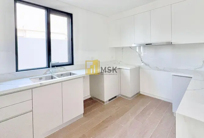 145965595 - Property Image 3