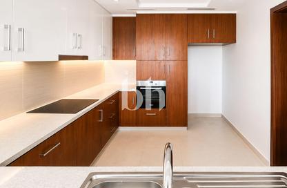 Apartment - 2 Bedrooms - 3 Bathrooms for rent in Vida Residence 2 - Vida Residence - The Hills - Dubai