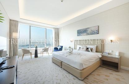 Apartment - Studio - 1 for rent in The Palm Tower - Palm Jumeirah - Dubai