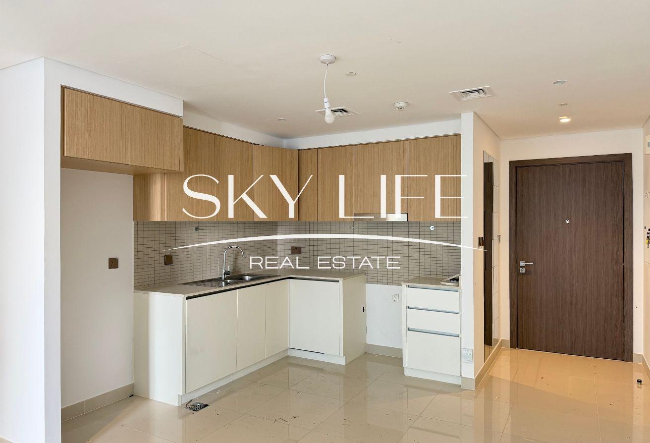 Waterfront Living | Spacious | Prime Community photo 2