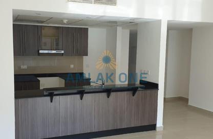 Apartment - 2 Bedrooms - 2 Bathrooms for sale in Tower 38 - Al Reef Downtown - Al Reef - Abu Dhabi Apartment - 2 Bedrooms - 2 Bathrooms for sale in Tower 38 - Al Reef Downtown - Al Reef - Abu Dhabi